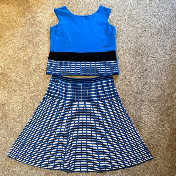 Per Se Dresses & Skirts - Per Se 2 Piece Matching Set Pull On Skirt & Tank Top Stretchy Blue Black Geo M